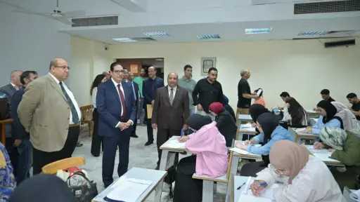 أكثر من 250 ألف طالب.....