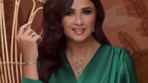 ياسمين عبد العزيز تتعرض لموقف...