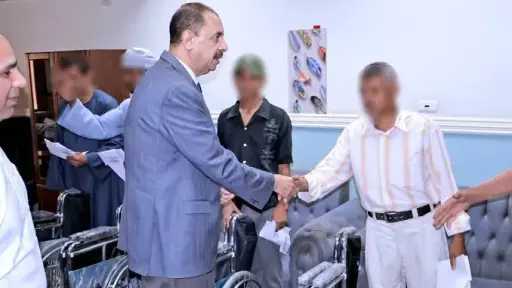 محافظ سوهاج يتلقى شكاوى المواطنين...