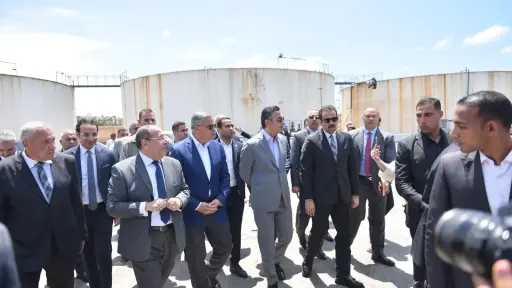 وزير التموين يتفقد محطات الزيوت...