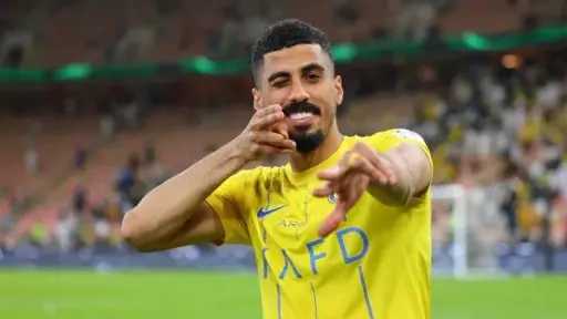 رسميًا.. على لاجامي يوقع للهلال...