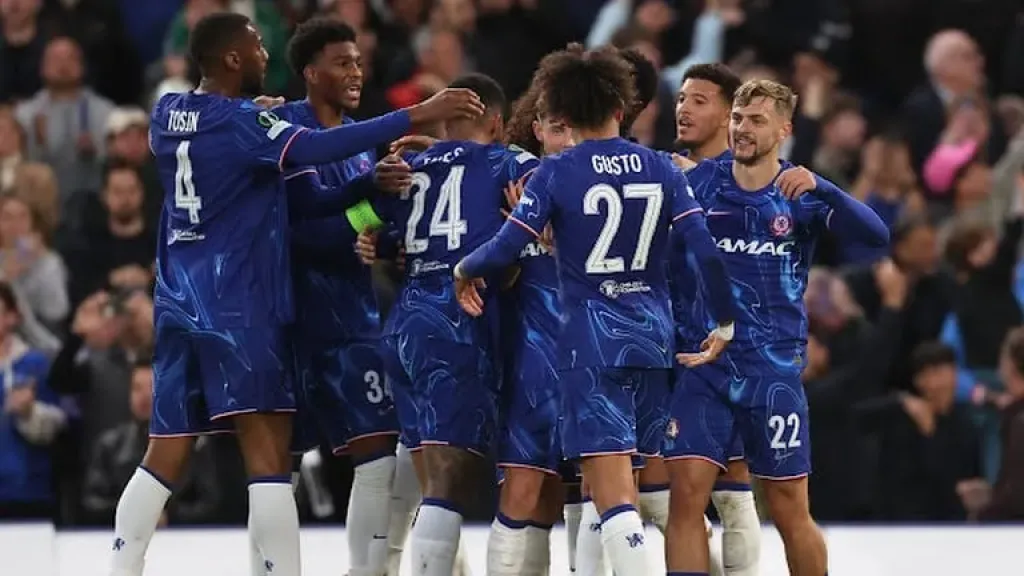 القنوات الناقلة لمباراة تشيلسي وريال بيتيس في دوري المؤتمر الأوروبي.. ليلة الختام