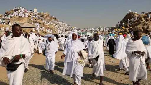 انطلاق أولى رحلات ضيوف برنامج...