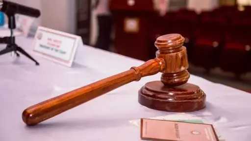 تاجر بيتكوين يتعرض للتعذيب بالمنشار...
