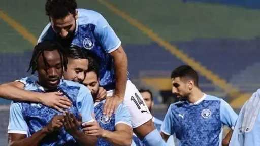 بيراميدز يحتفل بانتصار كبير: احتفال...