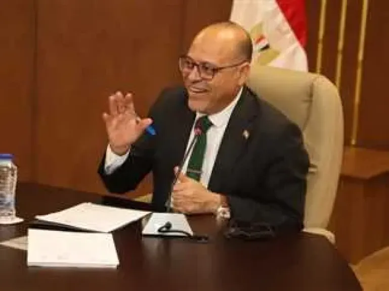 وزير العمل