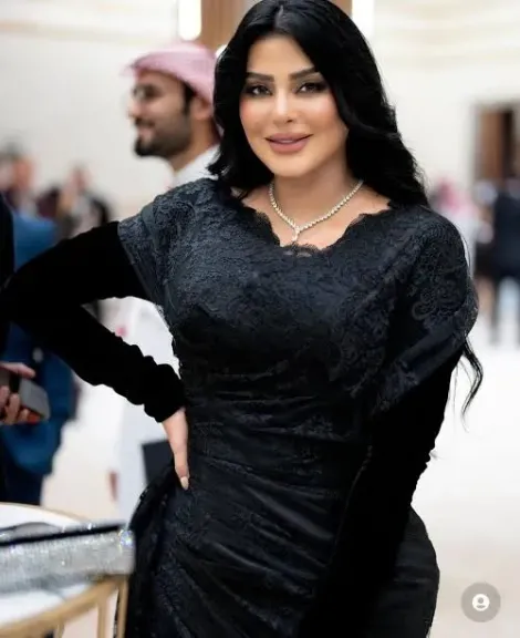 ريم عبدالله ترد بقوة على صاحب حساب وهمي: والله لأجيبك!