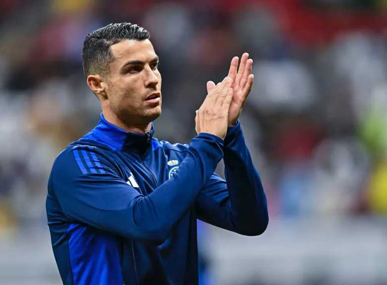 كرستيانو رونالدو يجدد مع النصر السعودي حتى 2027