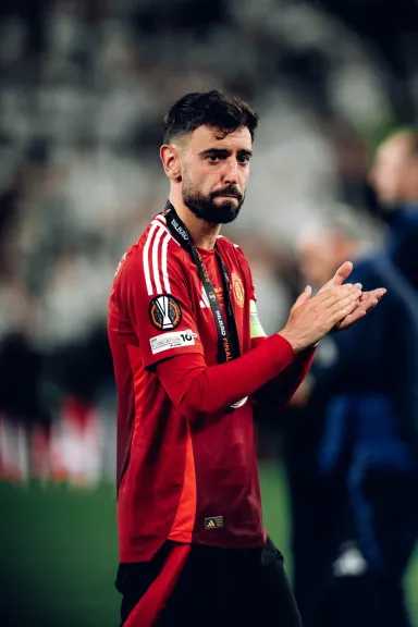 الميركاتو الصيفي- تفاصيل المفاوضات بين برونو فيرنانديز والهلال قبل مونديال الأندية