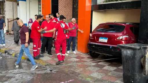بعد عاصفة الإسكندرية... الهلال الأحمر...