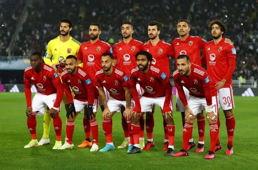 بعد تعلق الجماهير بهم... الأهلي يودع لاعبين لانتهاء تعاقدهم مع الفريق