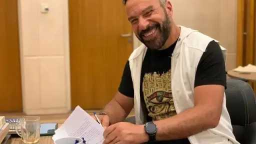 محمد خميس يدخل “فات الميعاد”...