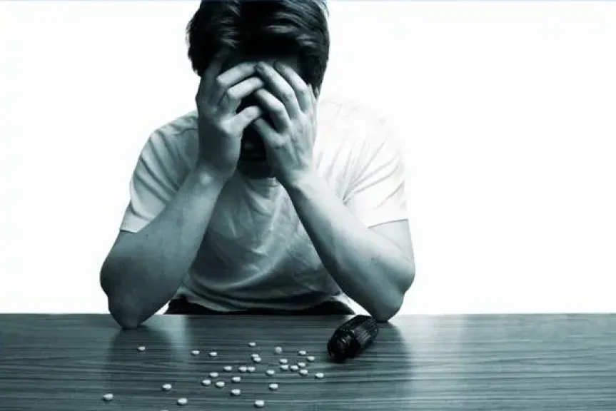 صرخة برلمانية لإنقاذ الشباب من الإدمان: طلب إحاطة ضد الأدوية المخدّرة وأشهرها ”الشابو”