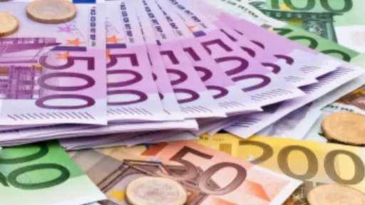 تراجع سعر اليورو أمام الجنيه...