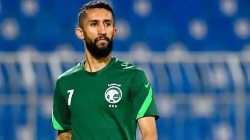 لا يمتلك صفات القائد.. سلمان...
