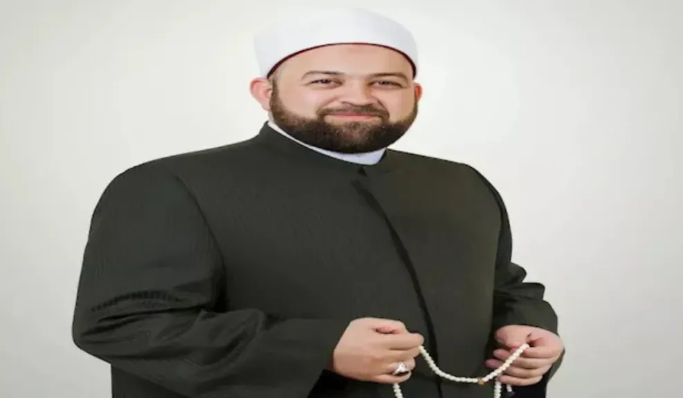الشيخ يسري عزام