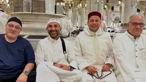 بعد عودته من الحج... أحمد...