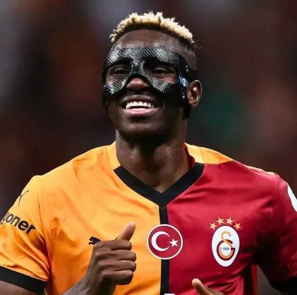 الميركاتو الصيفي - أوسيمين يرفض عرض الهلال قبل كأس العالم للأندية