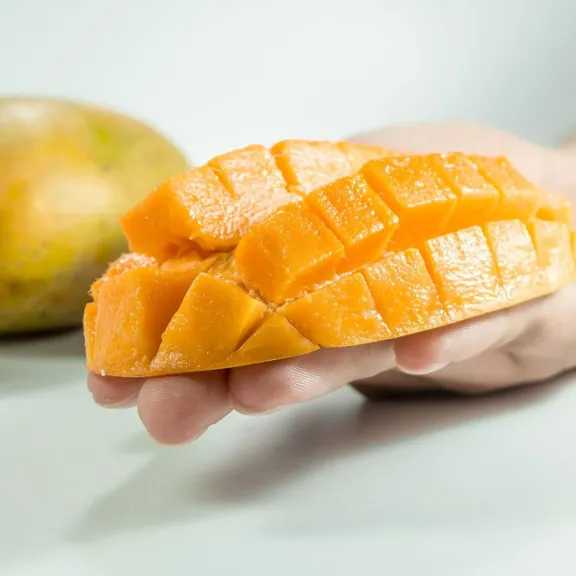 إلى جانب مذاقها اللذيذ.. لن تتوقع الفوائد الصحية المذهلة لفاكهة المانجو