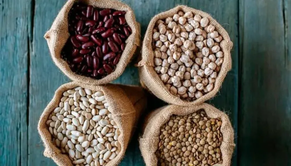 الحمص والفاصولياء السوداء