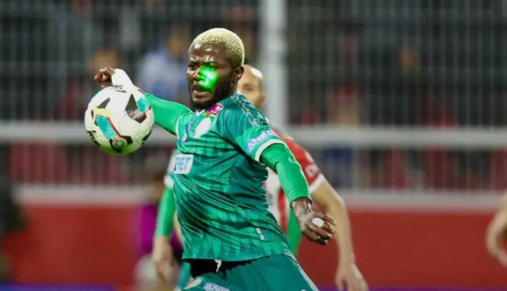 شاهد.. القنوات الناقلة لمباراة الرجاء الرياضي ضد النادي المكناسي اليوم في ربع نهائي كأس التميز المغربي مع الموعد