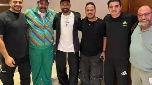 شاهد.. محمد ثروت ينشر صورته...