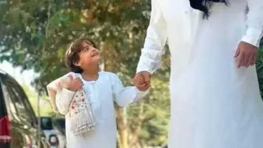أول ظهور ”لتامر حسني” بعد...