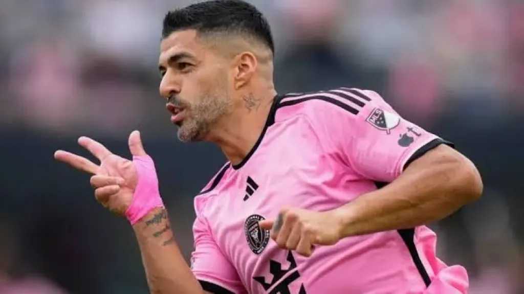 الشناوي نجم المباراة.. لويس سواريز يكشف عن رأيه في أفضل لاعب بمباراة الأهلي وإنتر ميامي