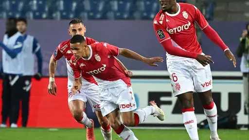برشلونة يستعد لتفجير سوق الانتقالات...