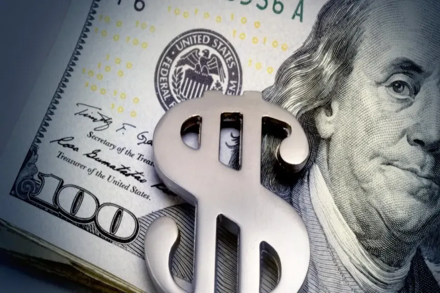 سعر الدولار اليوم