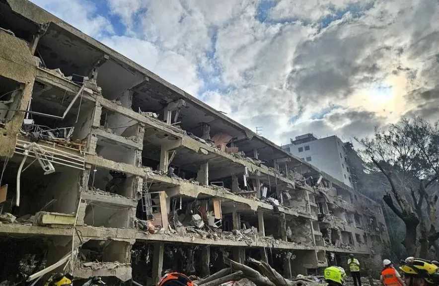 اخر اخبار حرب ايران واسرائيل.. بعد قصف معهد إسرائيل للأبحاث البيولوجية ”نيس تسيون”.. هل حدث تسرب بيولوجي خطير في الأراضي المحتلة؟