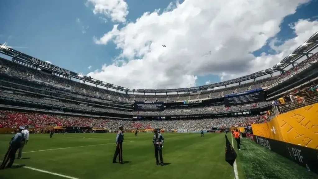 ما هو قرار فيفا الجديد بشأن الطقس وكيف يؤثر على مباراة الأهلي وبورتو في كأس العالم للأندية 2025؟
