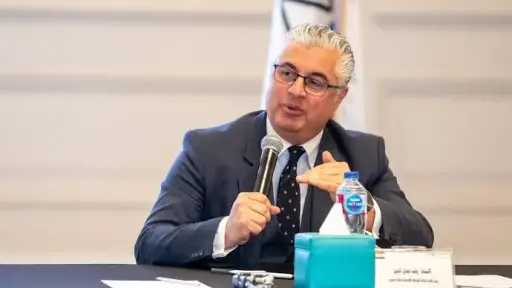 مصر توقع عقد شراكة بالتعاون...