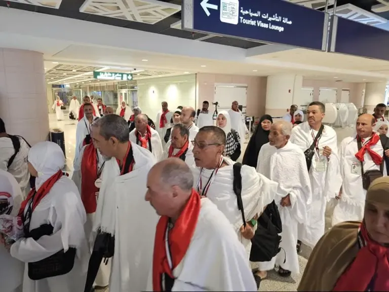 حجاج الجمعيات الأهلية