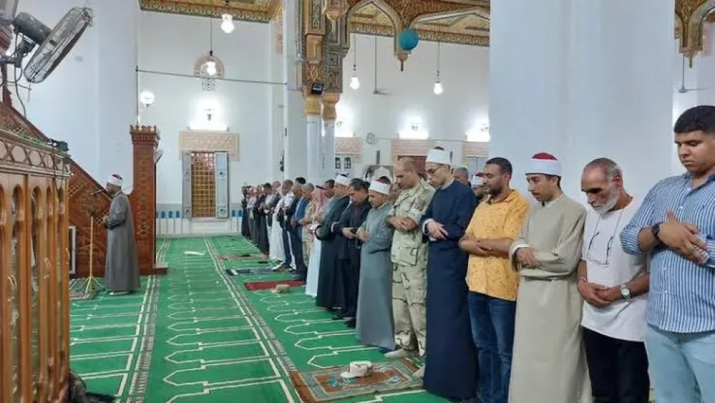 موعد أذان المغرب في الإسكندرية