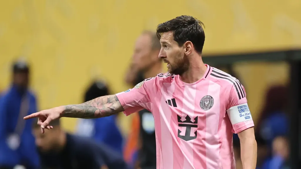 مفاوضات الاهلي السعودي