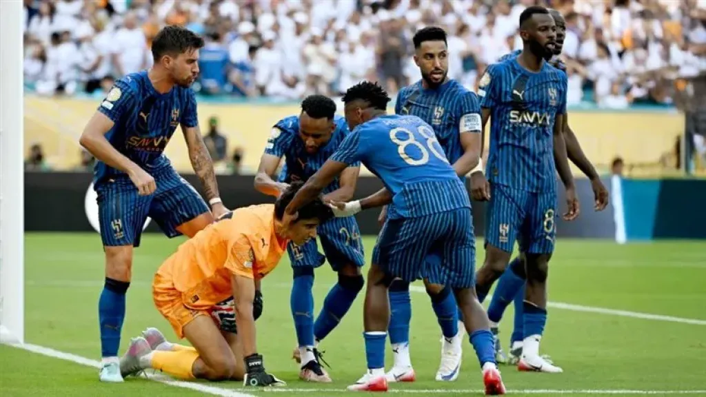 فرص الهلال بالتأهل