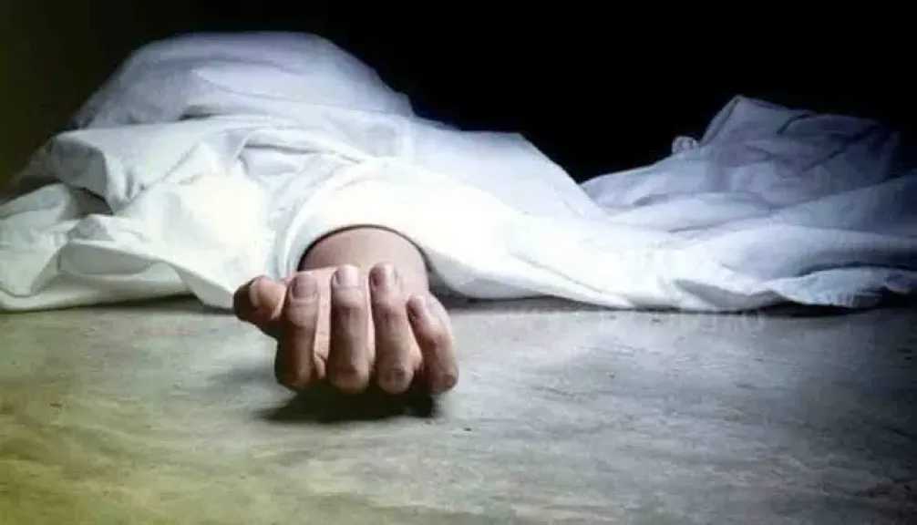 حدثًا استثنائيًا.... مواطن يلقى حتفه بسبب البرق في شهر العسل