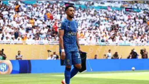 غياب مرموش وتألق الدوسري وثلاثي...