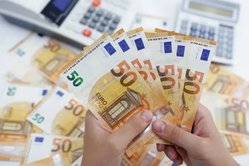 سعر اليورو مقابل الجنيه