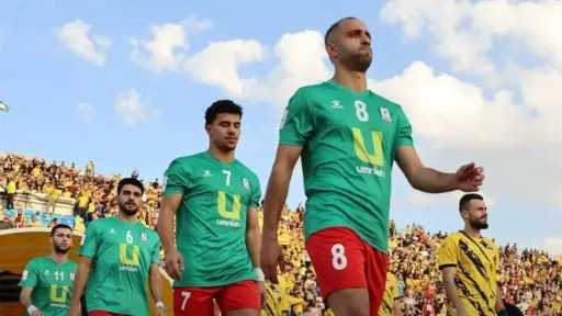 الضغوط تتصاعد قبل قرعة دوري...