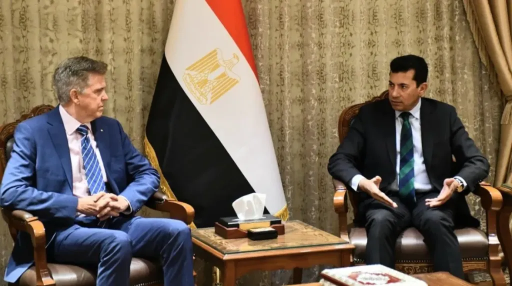 وزير الرياضة ورئيس الاتحاد الدولي للخماسي الحديث