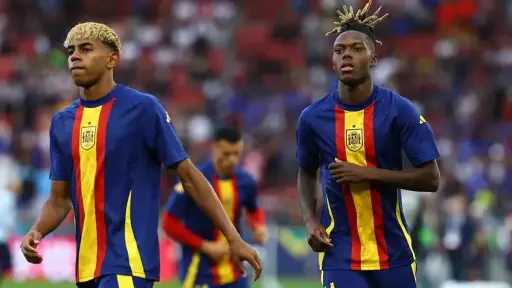 رغم اهتمام برشلونة.. نيكو ويليامز...