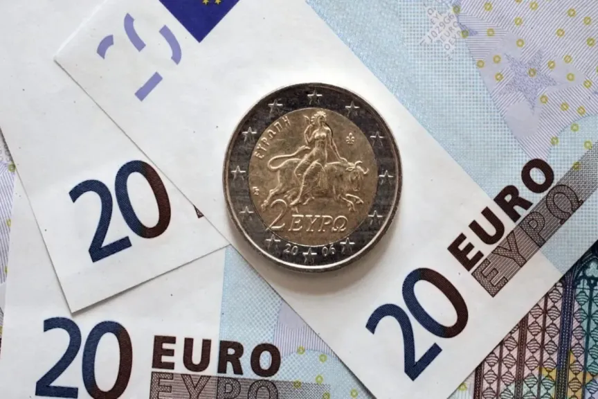 سعر اليورو الأوروبي مقابل الجنيه