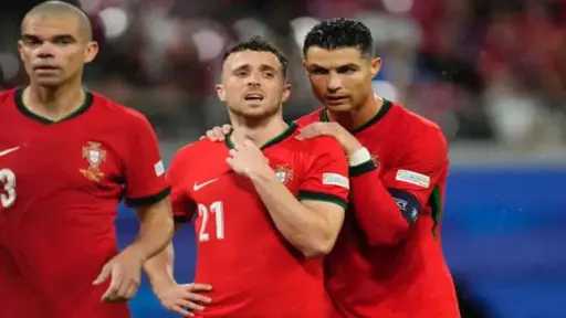 شقيقة رونالدو تخرج عن صمتها...