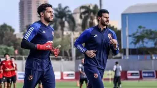 من حارس مرمى الأهلي في...