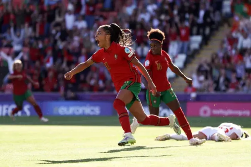 القنوات الناقلة لمباراة البرتغال ضد إيطاليا في أمم أوروبا للسيدات مع الموعد