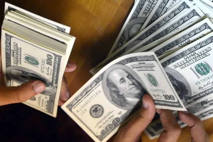 سعر الدولار الأمريكي اليوم