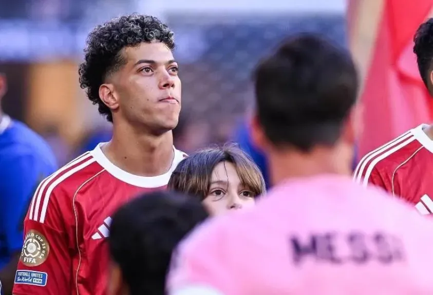 إمام عاشور