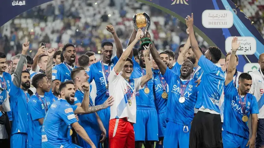 الهلال